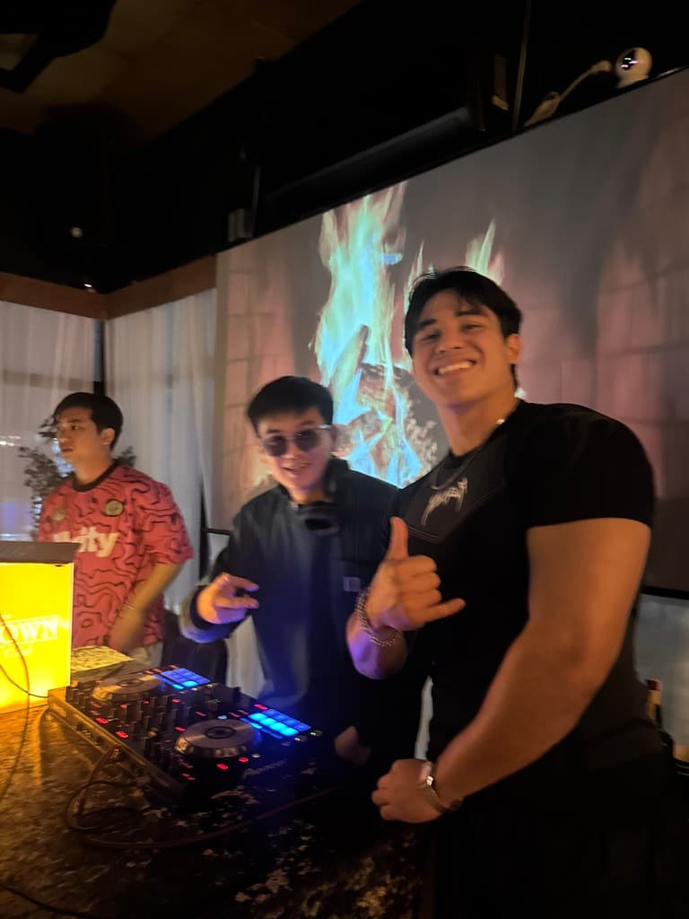 DJ Lifts — event photo 1