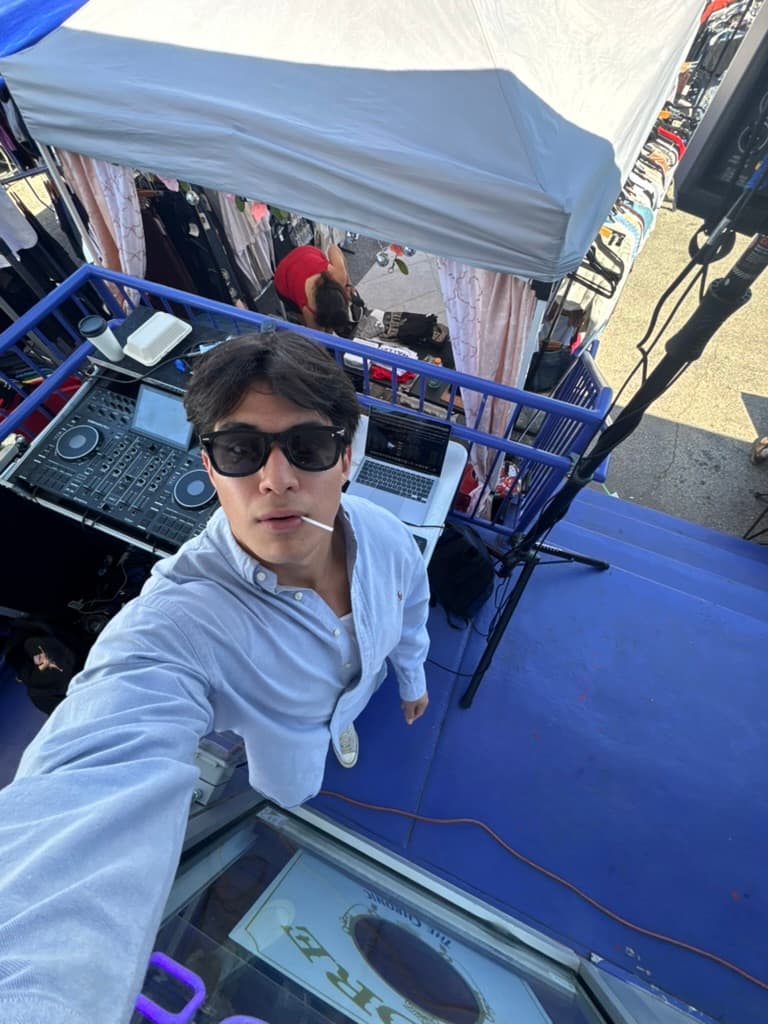 DJ Lifts — event photo 3